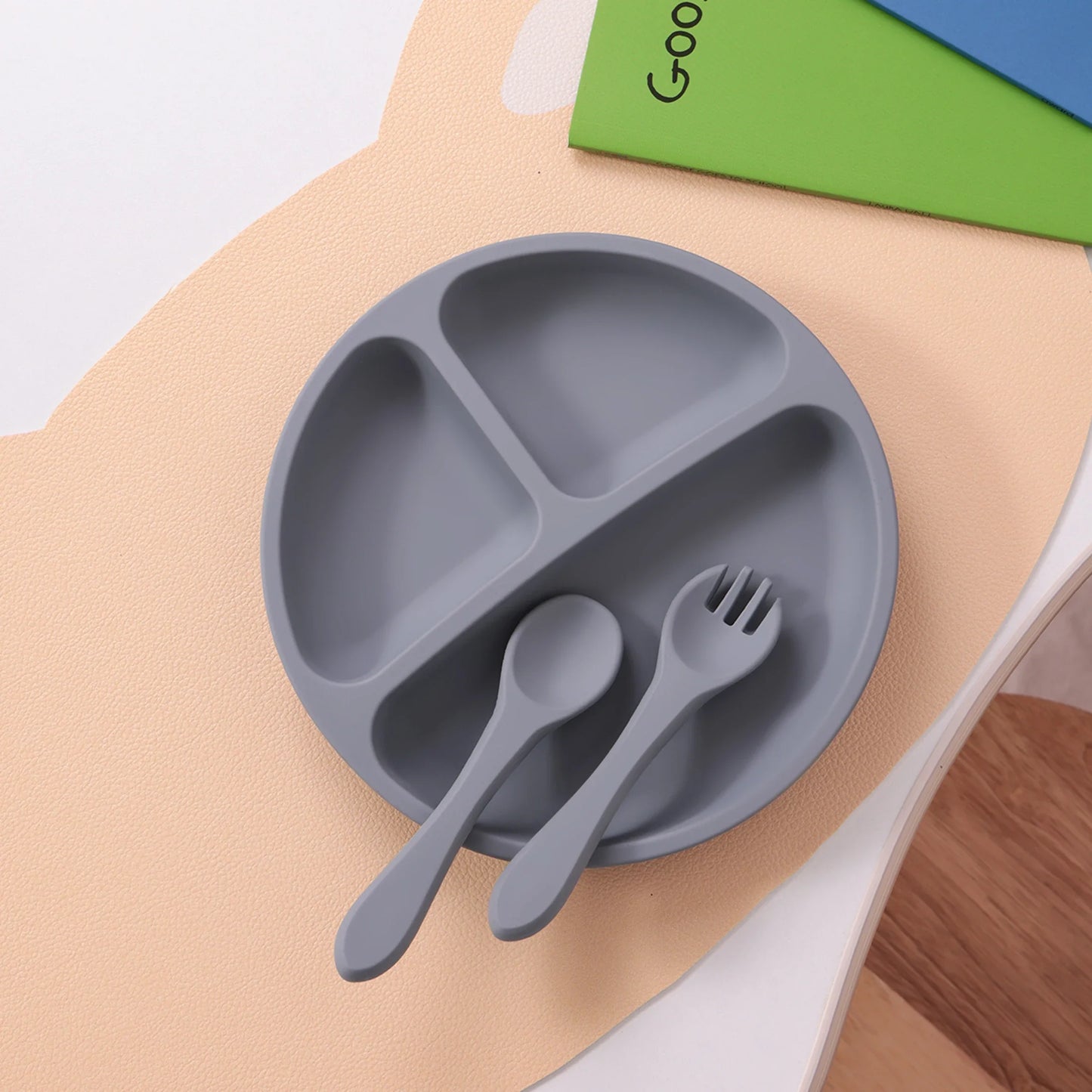 Meu Primeiro Pratinho e Talheres de Silicone – Personalizado